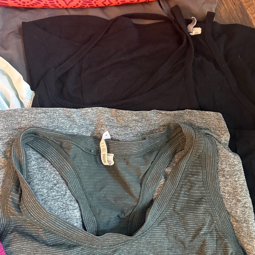 Outerwear Tank Bundle - image 3